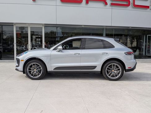 New 2026 Porsche Macan image 2