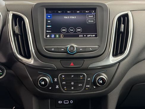 Used 2020 Chevrolet Equinox LT image 14
