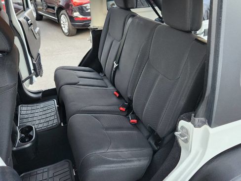 Used 2016 Jeep Wrangler Unlimited Sport w/ Quick Order Package 24S image 31