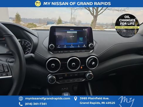 Used 2022 Nissan Sentra SV w/ Trunk Package image 29