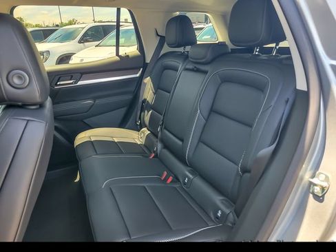 New 2026 GMC Terrain Denali w/ LPO, Black Badging Package AWD/4WD image 11