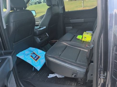 Used 2021 Ford F150 Lariat AWD/4WD image 18