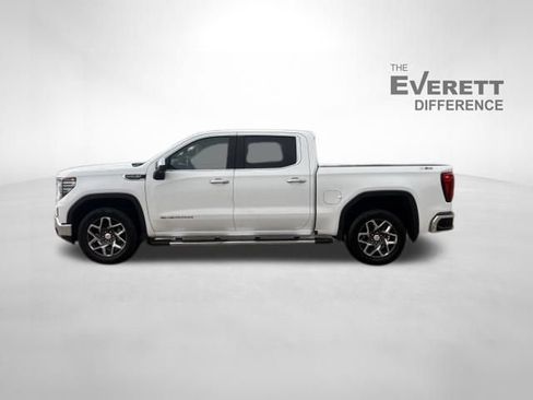 Used 2024 GMC Sierra 1500 SLT w/ SLT Premium Plus Package AWD/4WD image 4