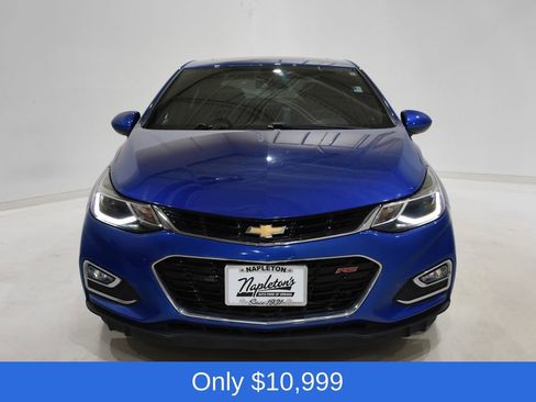 Used 2017 Chevrolet Cruze LT w/ Sun And Sound Package image 2