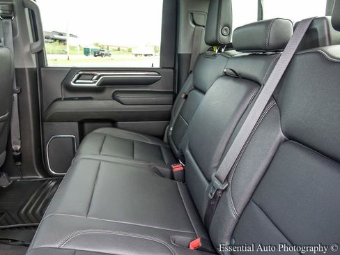 Certified 2024 Chevrolet Silverado 2500 LTZ w/ LTZ Convenience Package AWD/4WD image 20