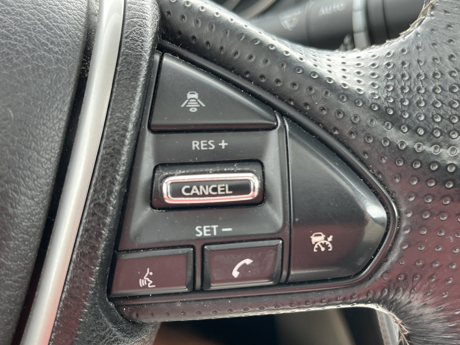 Used 2016 Nissan Maxima Platinum FWD image 35