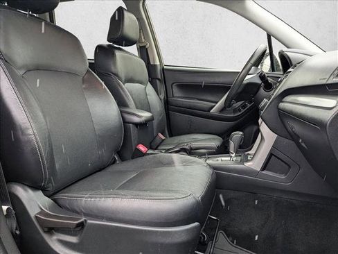 Used 2015 Subaru Forester 2.5i Limited image 23