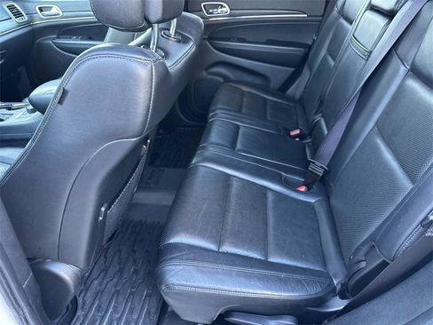 Used 2020 Jeep Grand Cherokee Limited w/ Luxury Group II image 22