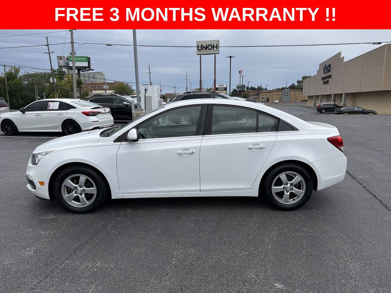 Used 2016 Chevrolet Cruze LT FWD image 25