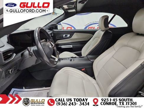 Used 2024 Ford Mustang Premium image 25