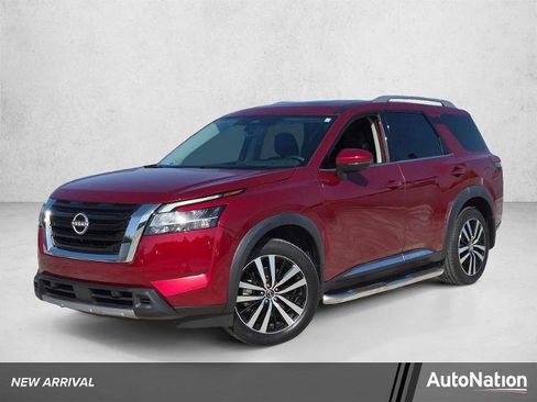 Certified 2023 Nissan Pathfinder Platinum w/ Cargo Package AWD/4WD image 1