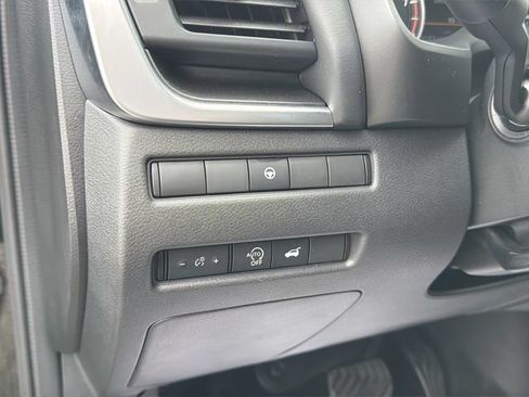 Certified 2023 Nissan Rogue SV w/ SV Premium B Package AWD/4WD image 17