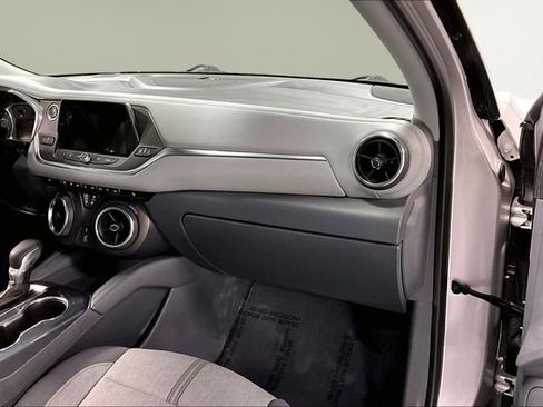 Used 2021 Chevrolet Blazer LT image 24