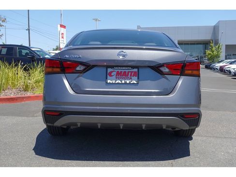 Used 2021 Nissan Altima 2.5 S FWD image 8