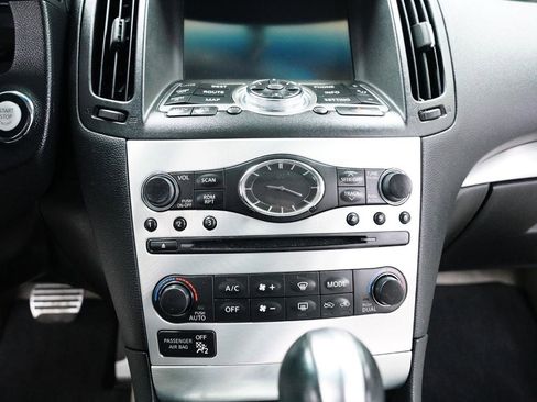 Used 2015 INFINITI Q60 Journey w/ Premium Package image 14