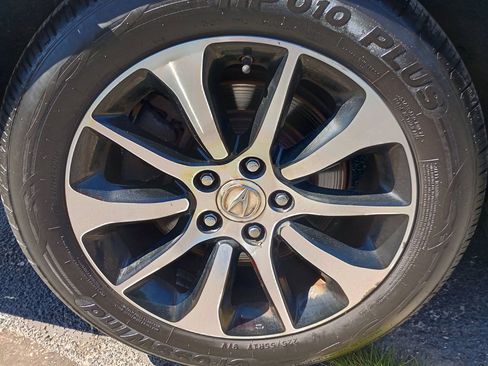Used 2017 Acura TLX w/ Technology Package FWD image 25