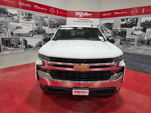 Used 2021 Chevrolet Silverado 1500 LT image 10