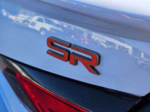 Used 2024 Nissan Altima 2.0 SR image 14