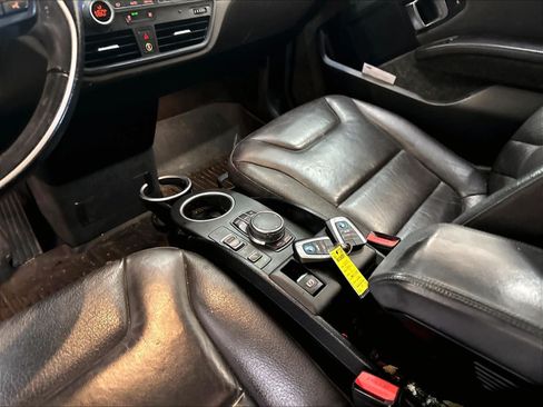 Used 2017 BMW i3 w/ Range Extender RWD image 19