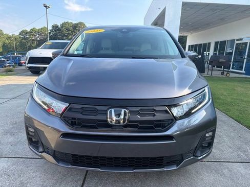 Used 2025 Honda Odyssey EX-L image 2