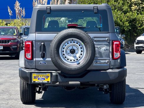 New 2025 Ford Bronco Base image 5