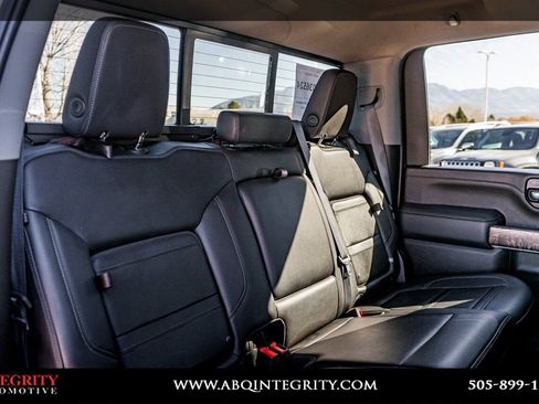 Used 2022 GMC Sierra 3500 Denali w/ Denali Ultimate Package image 46