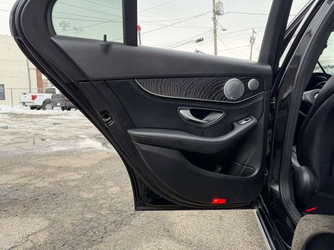 Used 2015 Mercedes-Benz C 300 4MATIC Sedan image 21