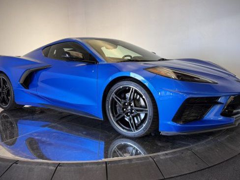 Used 2024 Chevrolet Corvette Stingray Premium Cpe w/ Z51 Performance Package image 18