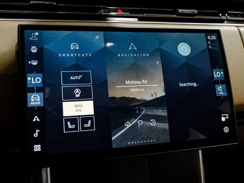 Used 2024 Land Rover Range Rover Long Wheelbase Autobiography AWD/4WD image 22