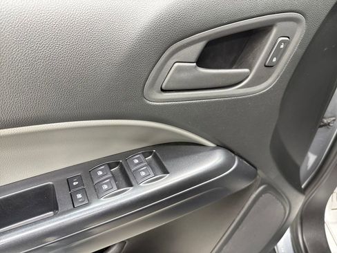 Used 2022 Chevrolet Colorado W/T w/ WT Convenience Package image 17