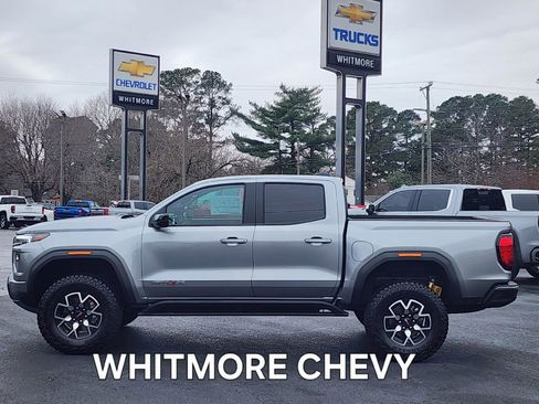 Used 2025 GMC Canyon AT4 w/ AT4X Package image 5