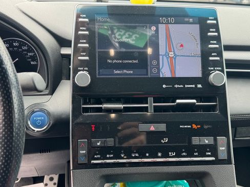 Used 2021 Toyota Avalon XSE FWD image 14