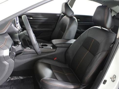 Certified 2020 Nissan Altima 2.5 SR w/ Premium Package image 15