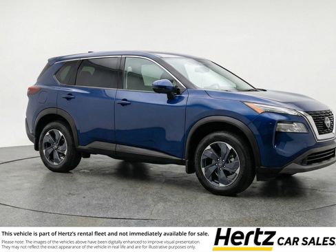 Used 2025 Nissan Rogue SV image 1