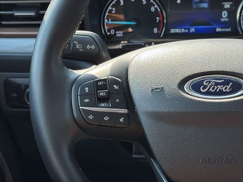 Used 2023 Ford Maverick Lariat w/ Lariat Luxury Package AWD/4WD image 25