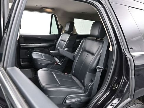 Used 2024 Ford Expedition XLT AWD/4WD image 26