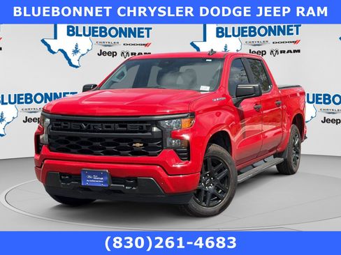Used 2023 Chevrolet Silverado 1500 Custom AWD/4WD image 1