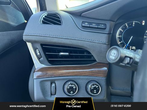 Used 2019 Cadillac Escalade Luxury w/ Escalade Sport Edition image 23