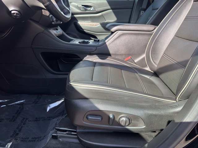 Certified 2023 GMC Acadia Denali w/ Denali Ultimate Package AWD/4WD image 5