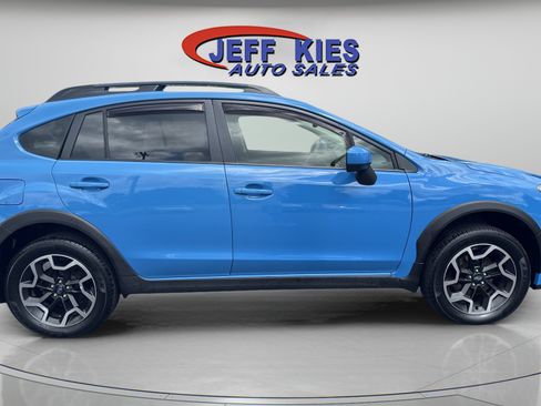 Used 2016 Subaru Crosstrek 2.0i Premium AWD/4WD image 4