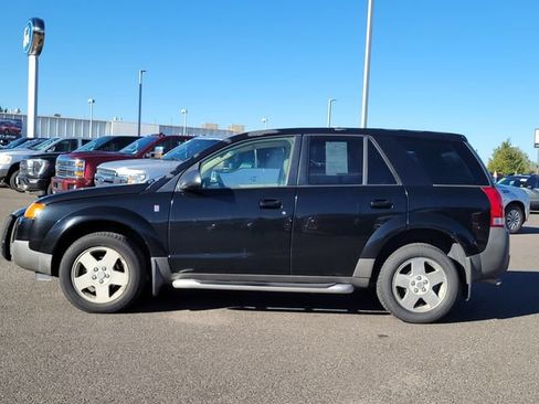 Used 2004 Saturn Vue AWD V6 w/ Comfort Pkg image 2