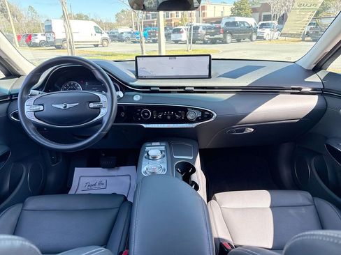 Used 2025 Genesis GV70 2.5T image 25