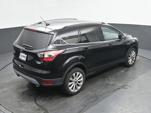 Used 2017 Ford Escape Titanium FWD image 31