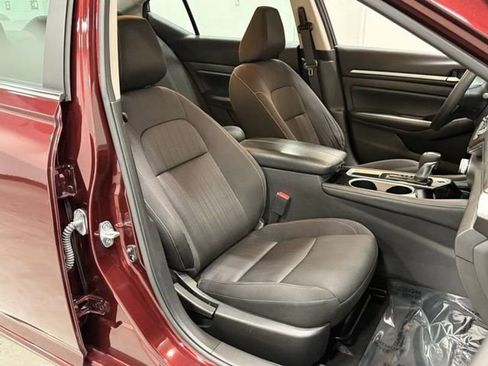 Used 2023 Nissan Altima 2.5 SV image 30