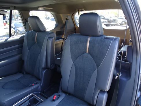 New 2026 Toyota Grand Highlander Limited AWD/4WD image 12