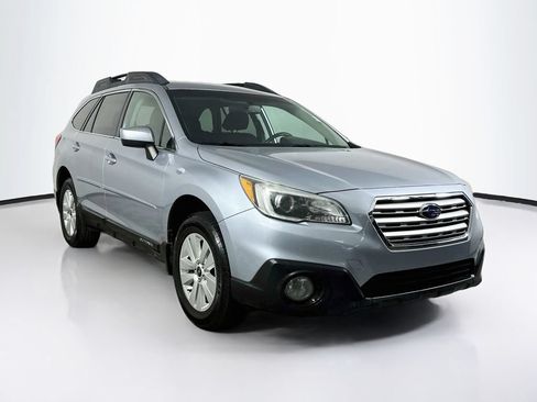 Used 2015 Subaru Outback 2.5i Premium AWD/4WD image 2