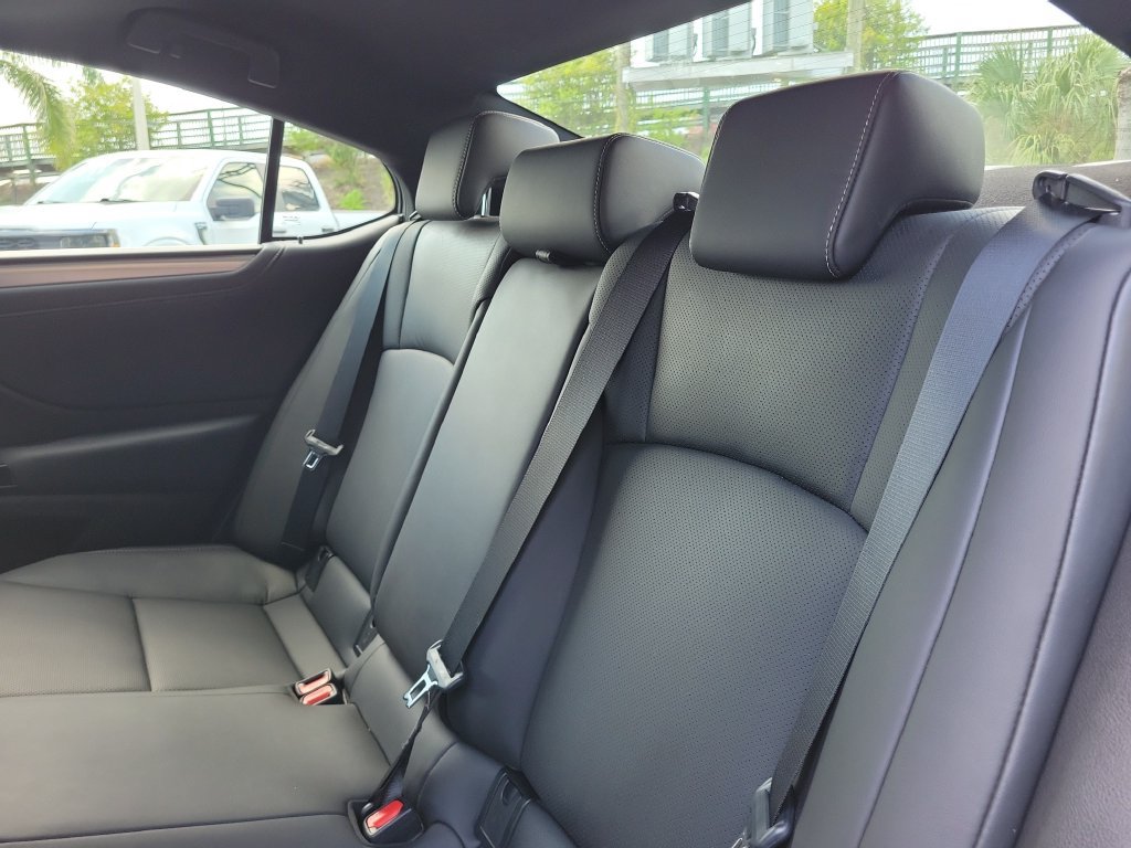 Used 2023 Lexus ES 350 F Sport w/ Accessory Package (Z2) FWD image 11