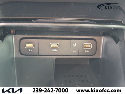 Certified 2023 Kia Sorento S FWD image 29
