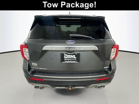 Used 2020 Ford Explorer Platinum w/ Premium Technology Package AWD/4WD image 11