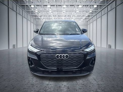 Used 2023 Audi Q4 e-tron Premium Plus w/ Premium Plus AWD/4WD image 8